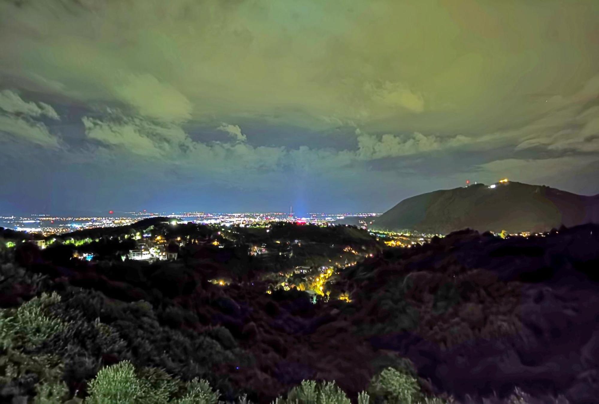 Coroni Seasons Apart With Panoramic View Брашов Экстерьер фото