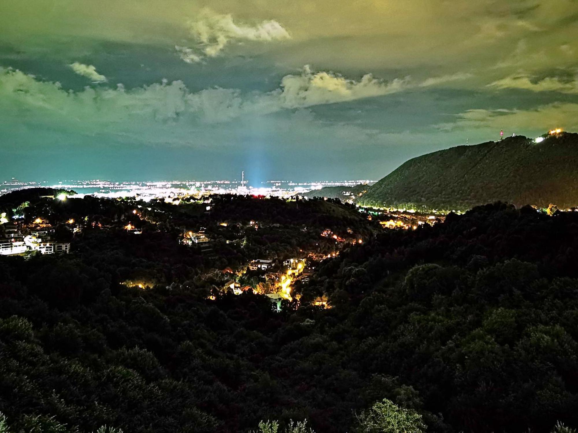 Coroni Seasons Apart With Panoramic View Брашов Экстерьер фото